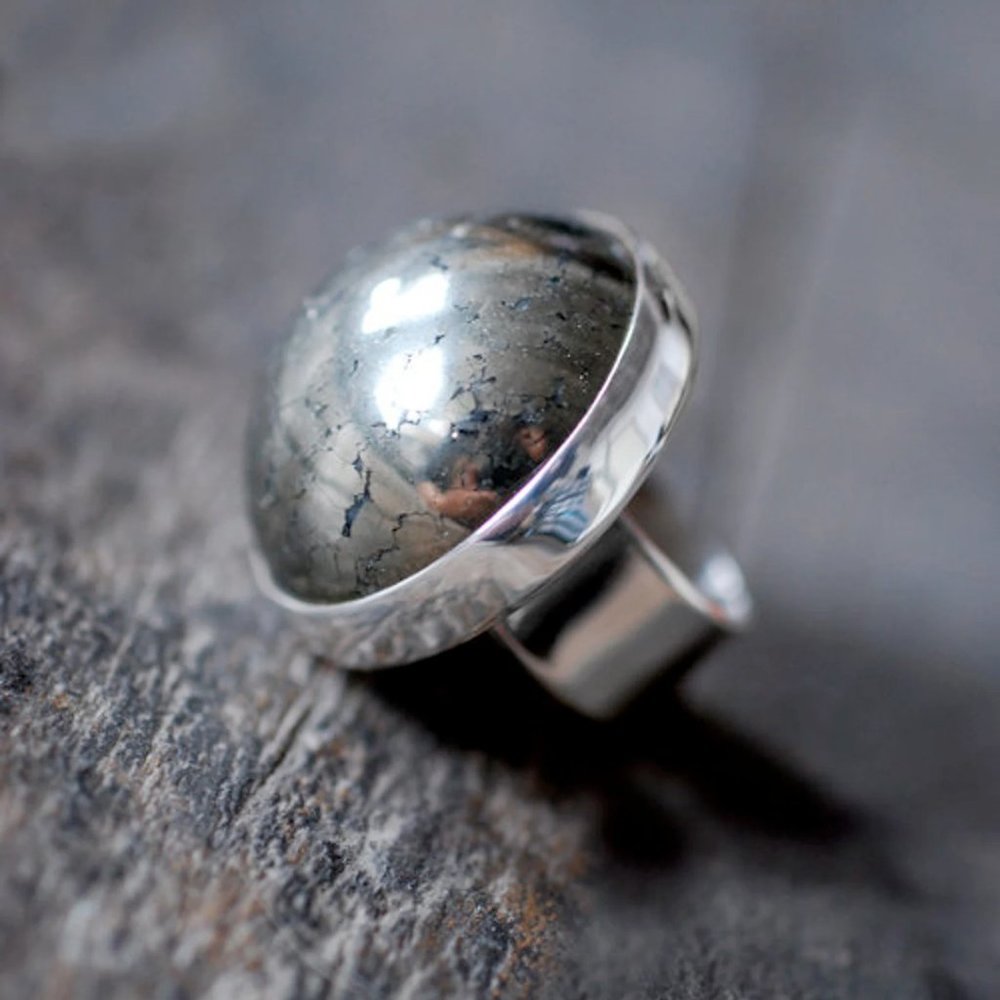 Dollybird Design Speculum Ring - Size 6-6.5